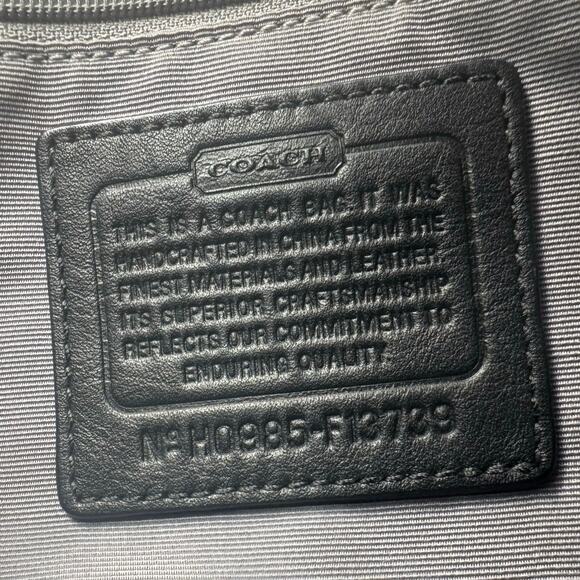 Authentic Coach Vintage Black Signature Flap Bag - Picture 7 of 10